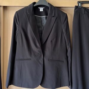 Professional business suite Liz Claiborne